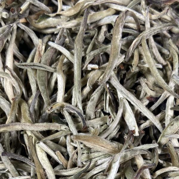 Китайский белый чай Бай Хао Инь Чжень (серебряные иглы), 100 гр.