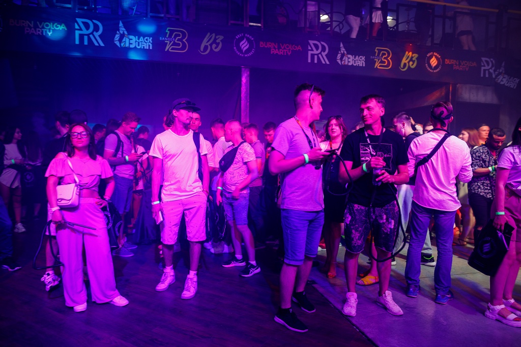В Казани прошла закрытая вечеринка Burn Volga Party В Казани прошла закрытая вечеринка Burn Volga Party