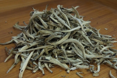 Китайский белый чай Бай Хао Инь Чжень (серебряные иглы), 500 гр.
